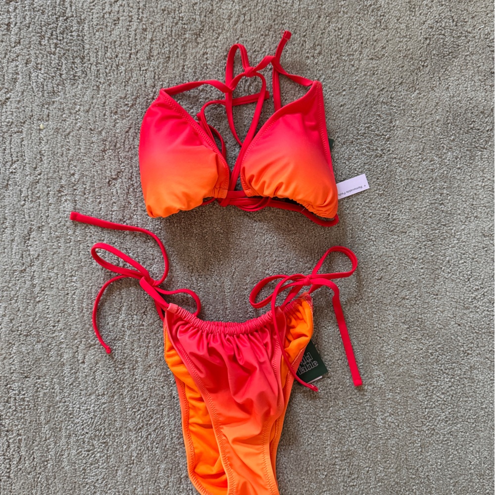 Bikini- never worn- top (M) bottom (S)